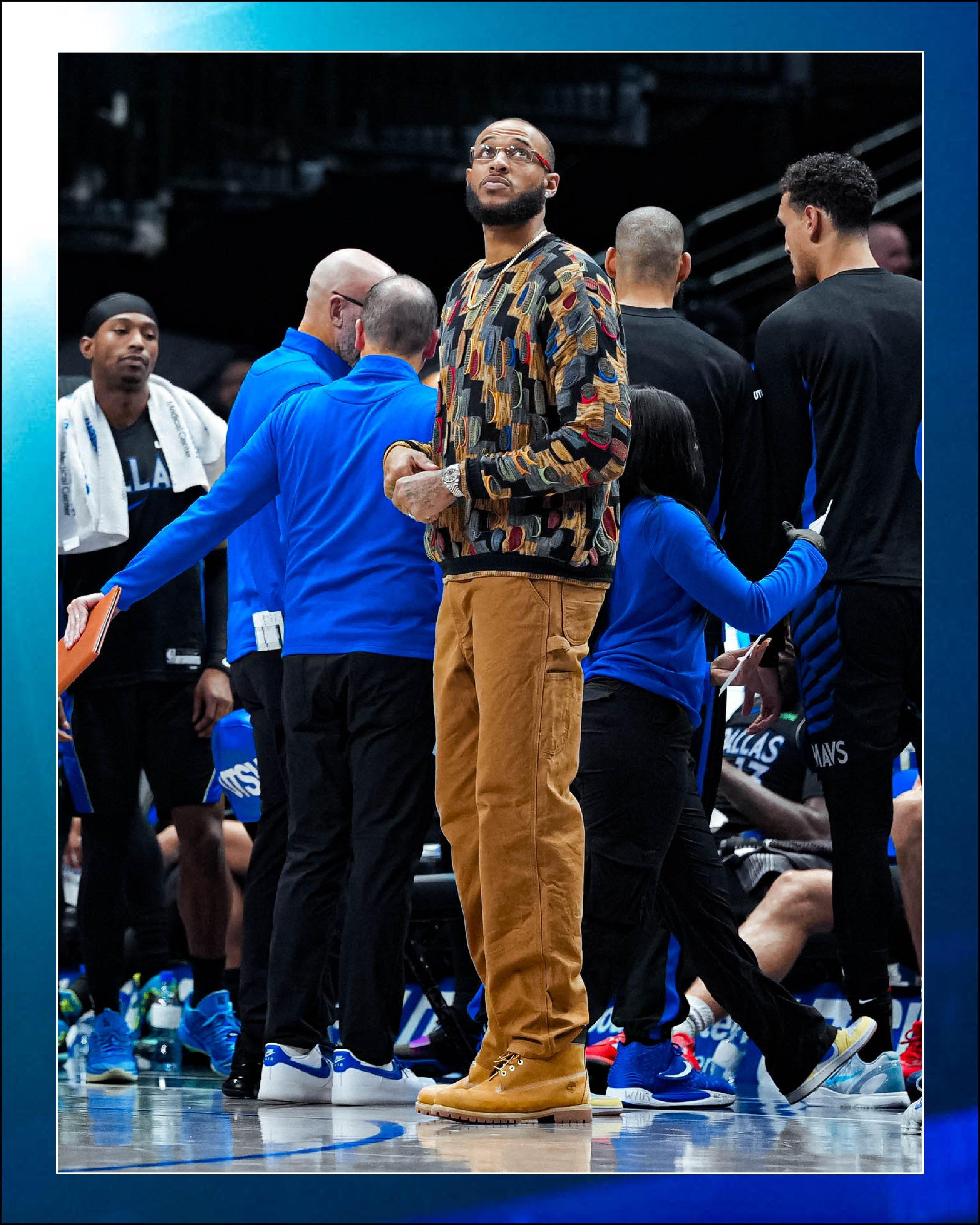 Marc Stein 专栏证实了 Shams 昨晚对于步行者在市场上追求一名中锋