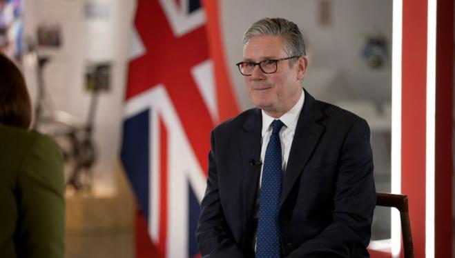 1月30日晚上，斯塔默在上海亲自表态，非常高明。他说：“英国和美国是非常亲密的盟