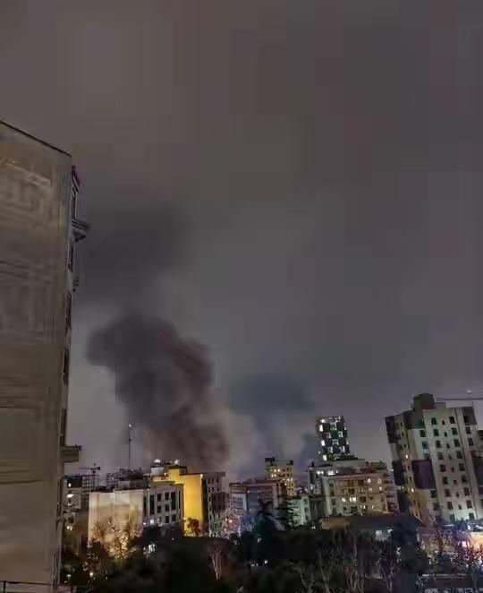 美军加油机遭袭！特朗普：发动“猛烈空袭”！伊朗210名师生丧生！