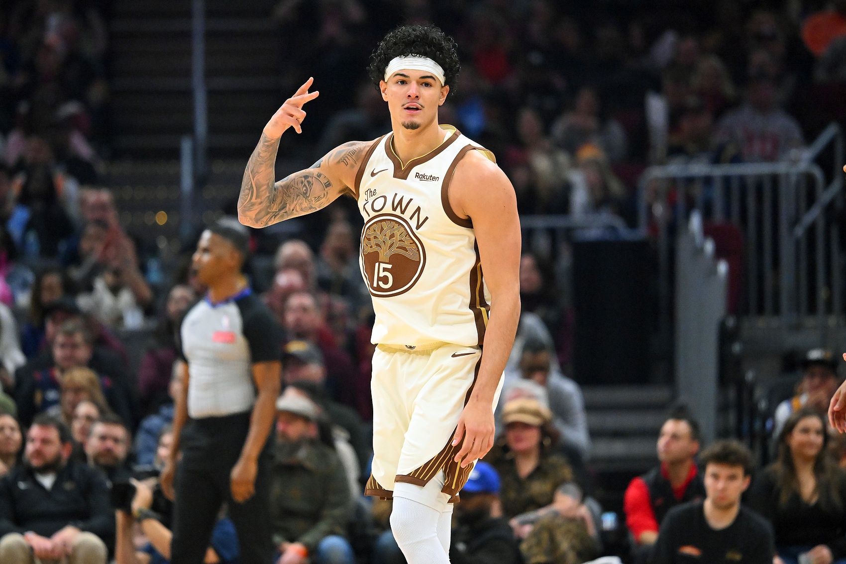 望无大碍！勇士官方：桑托斯左脚踝扭伤 本场比赛不会回归