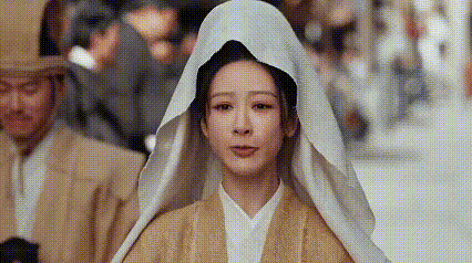 杨紫或将成内娱首批被AI淘汰演员，模式化演技太容易被替代 