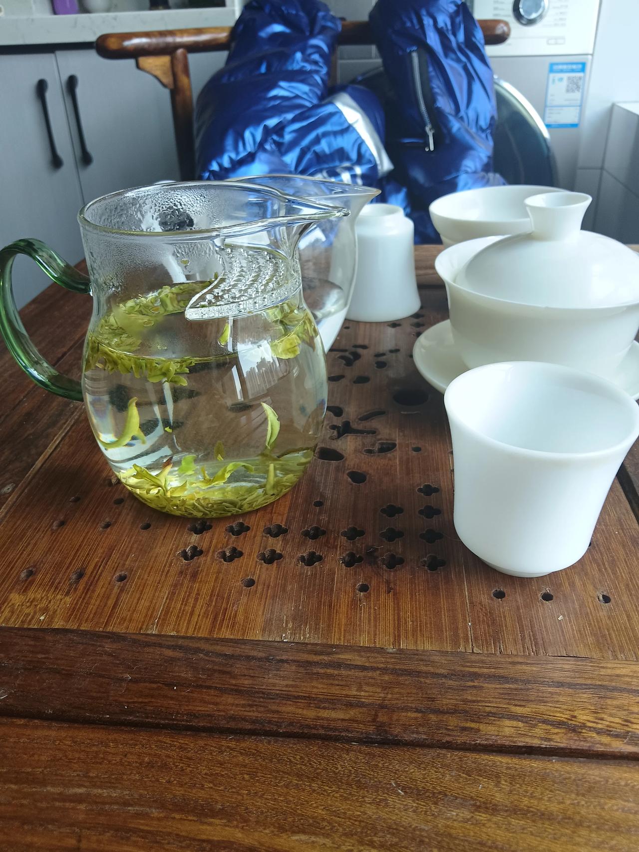 住楼房最头疼的就是噪音，尤其是楼上有一两个孩子的邻居，在家蹦跳起来跟地震一样，天