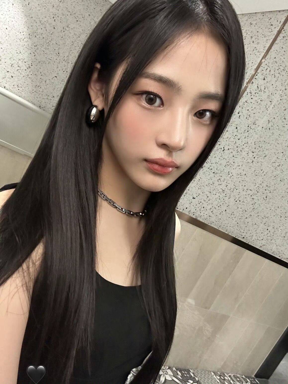 Minji     这是谁的小老公👀 ​​​