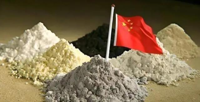 美国 祭出终极杀招！一旦中国不向美国出售稀土，美国可能将强势施压，把中企踢出全球