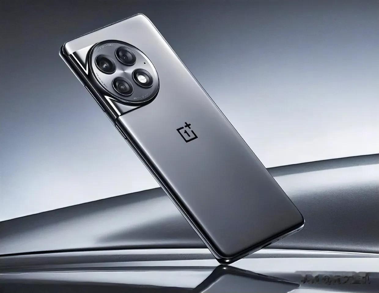 为什么相隔1天发布的两款新手机，网上能看到那么多红米K60 Ultra的负面评测