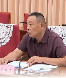 胖东来走不出河南即将成为笑谈，因为，于东来已经走进了中南海，胖东来有可能全国遍地