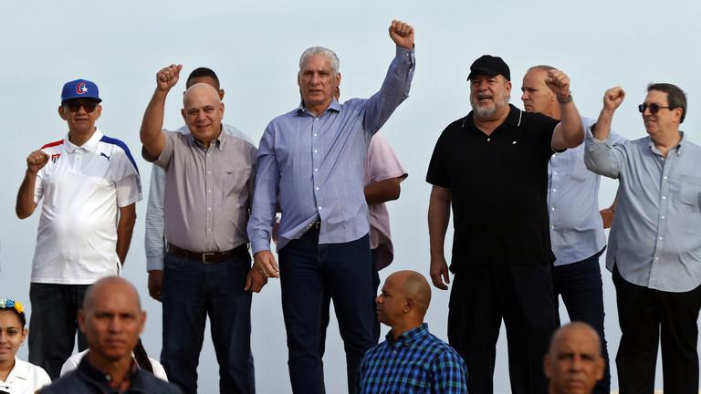 古巴无惧战争，米格尔·迪亚兹-卡内尔告诉俄媒，自从美国发出军事威胁以来，古巴已经