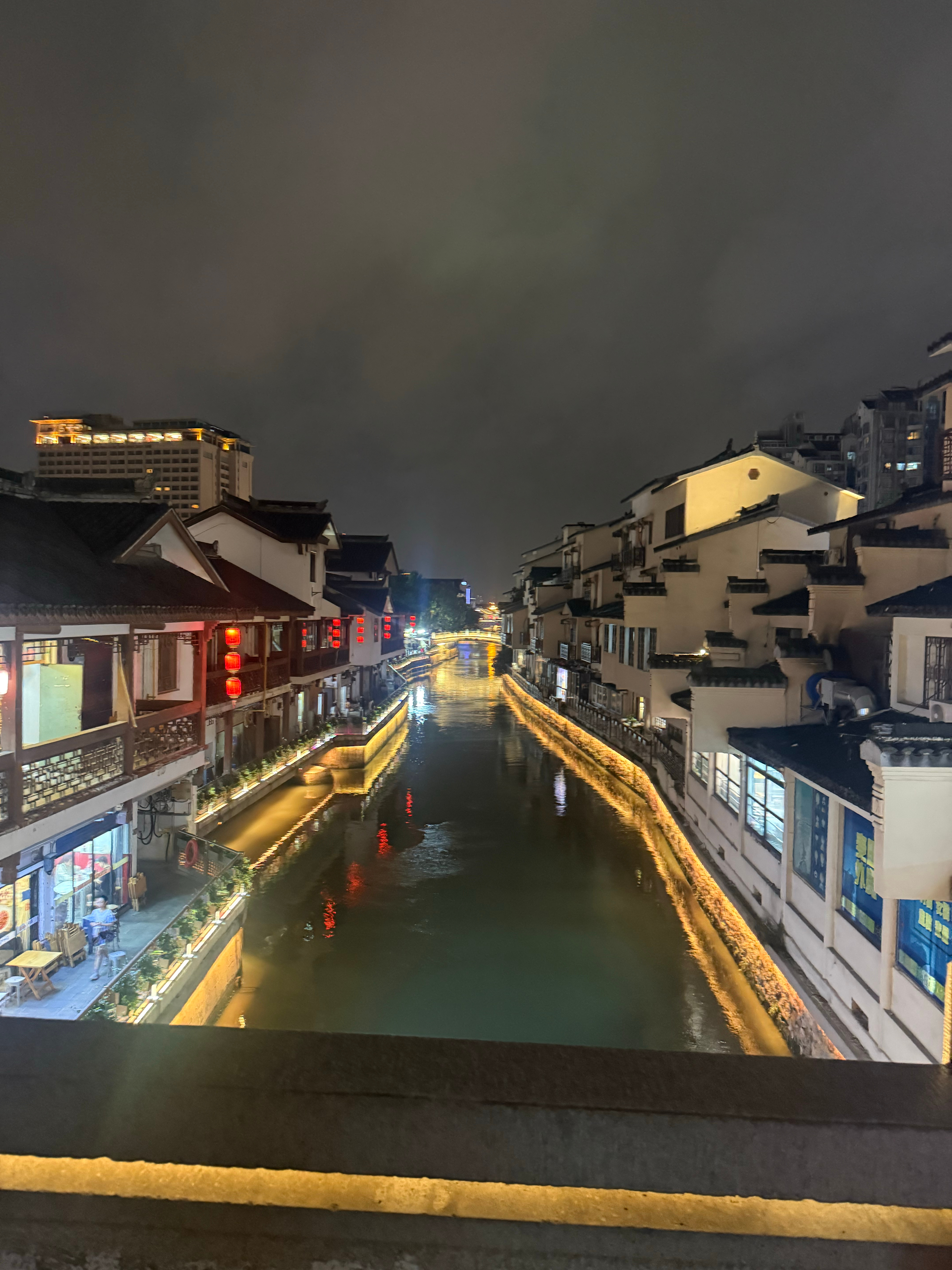 晚会续火 