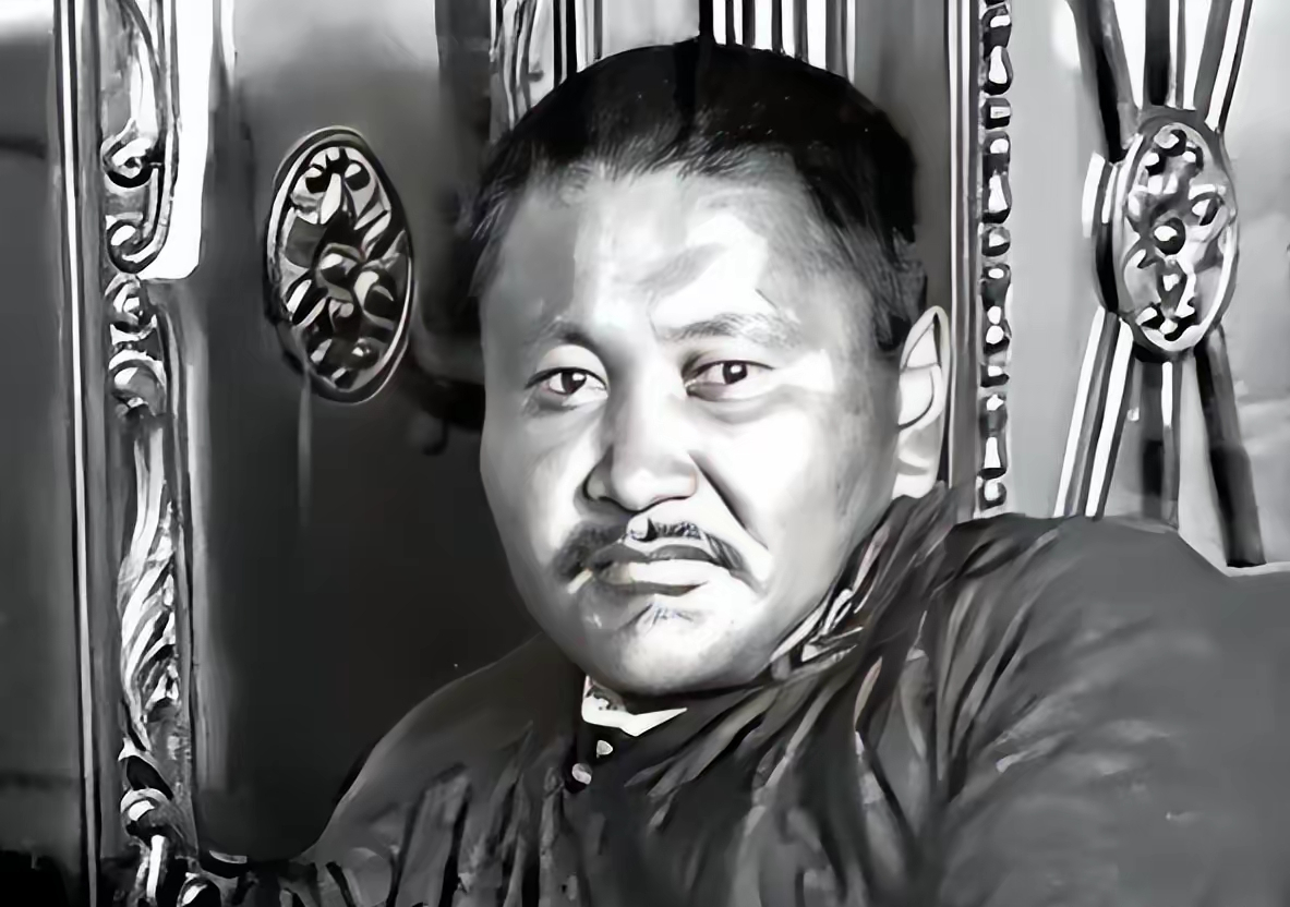 1935年莫斯科酒会，发生了一件震惊整个苏蒙政坛的事：蒙古总理根登当众怒扇斯大林