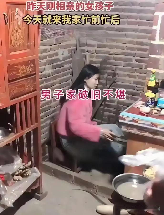 重庆有个二婚女子相亲，相中一个老实男生，人家直接回绝她了。
换一般人，被拒绝也就