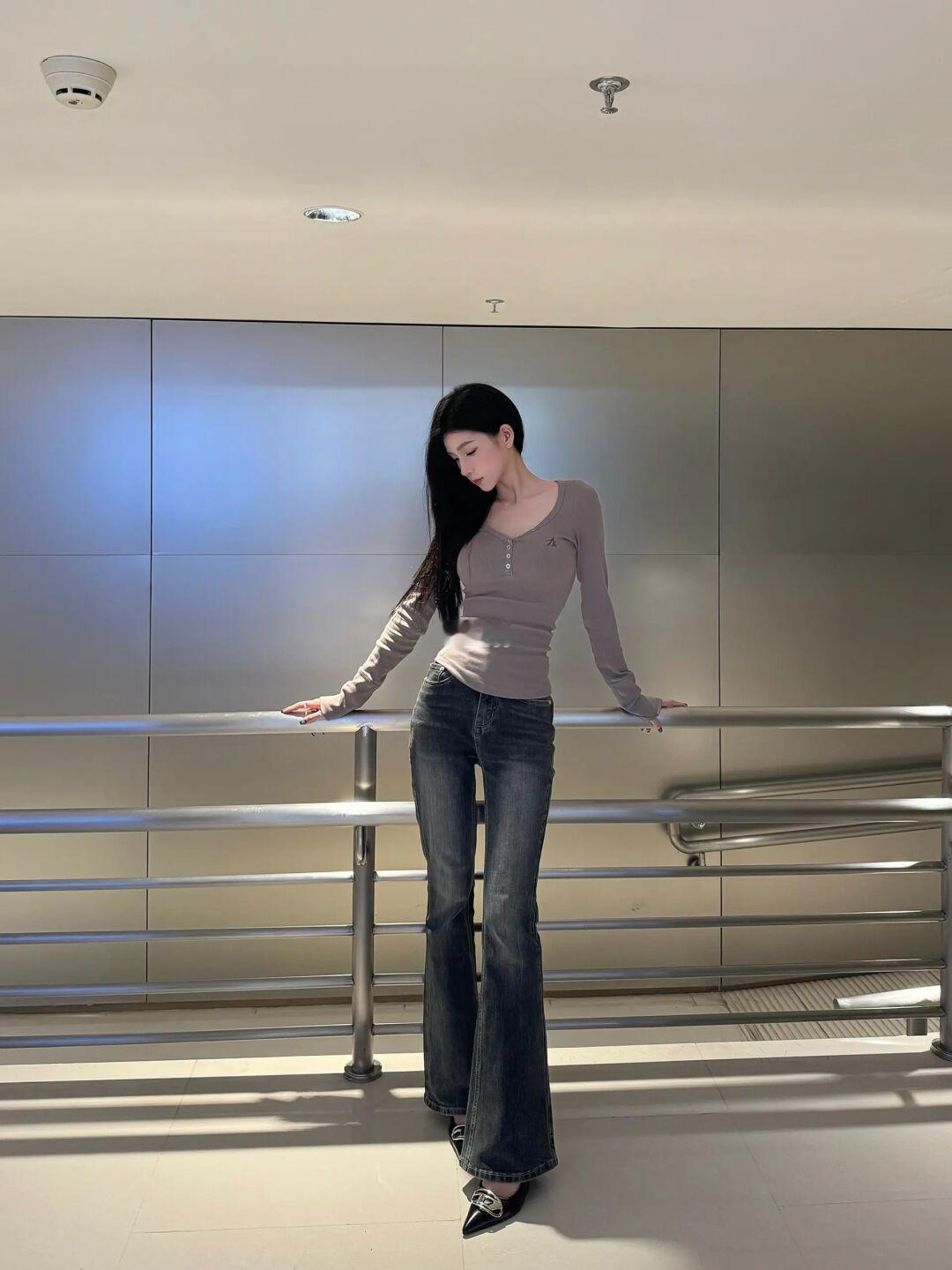 𝐸𝑣𝑒𝑟𝑦𝑡ℎ𝑖𝑛𝑔 𝑖𝑠 𝑜𝑘.