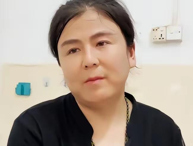 1989年，王梓淇出生在山西太原尖草坪区上兰村。因为外生殖器和普通孩子不一样，家