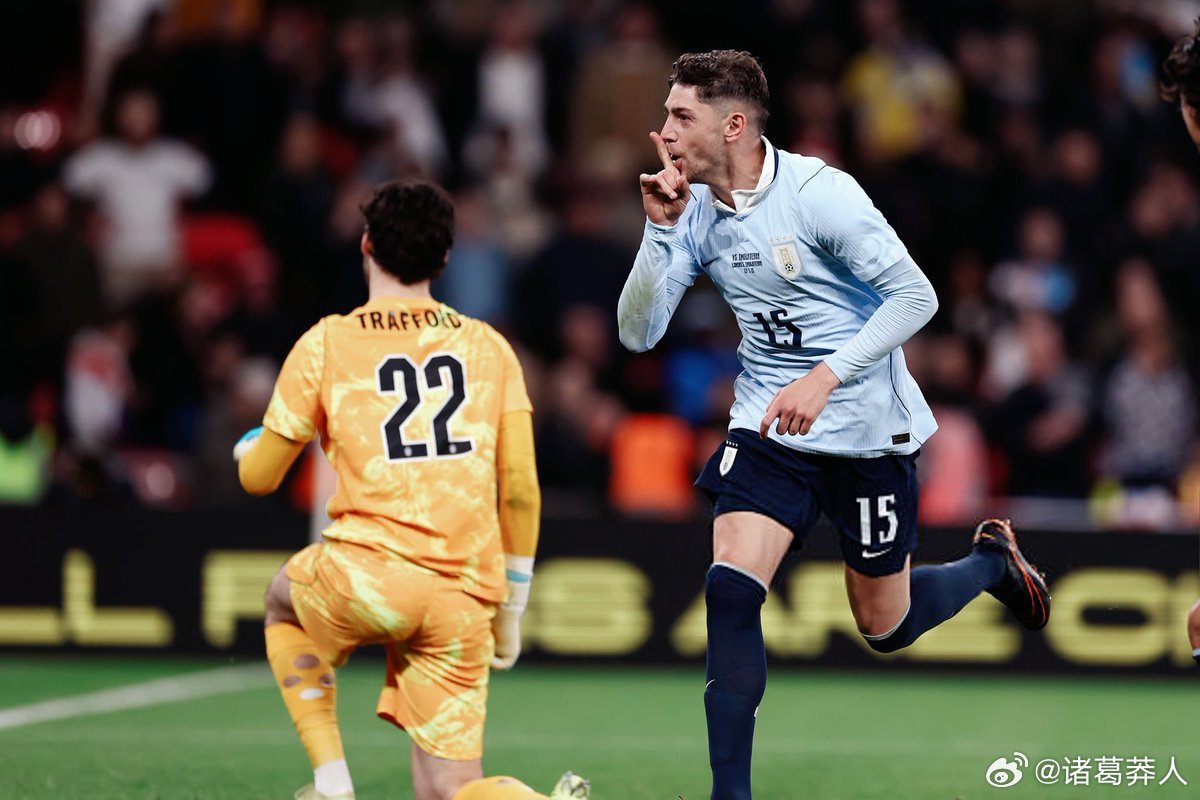 乌拉圭1比1英格兰状态神勇！巴尔韦德：6场7球，用实力诠释全能中场国际友谊赛，乌