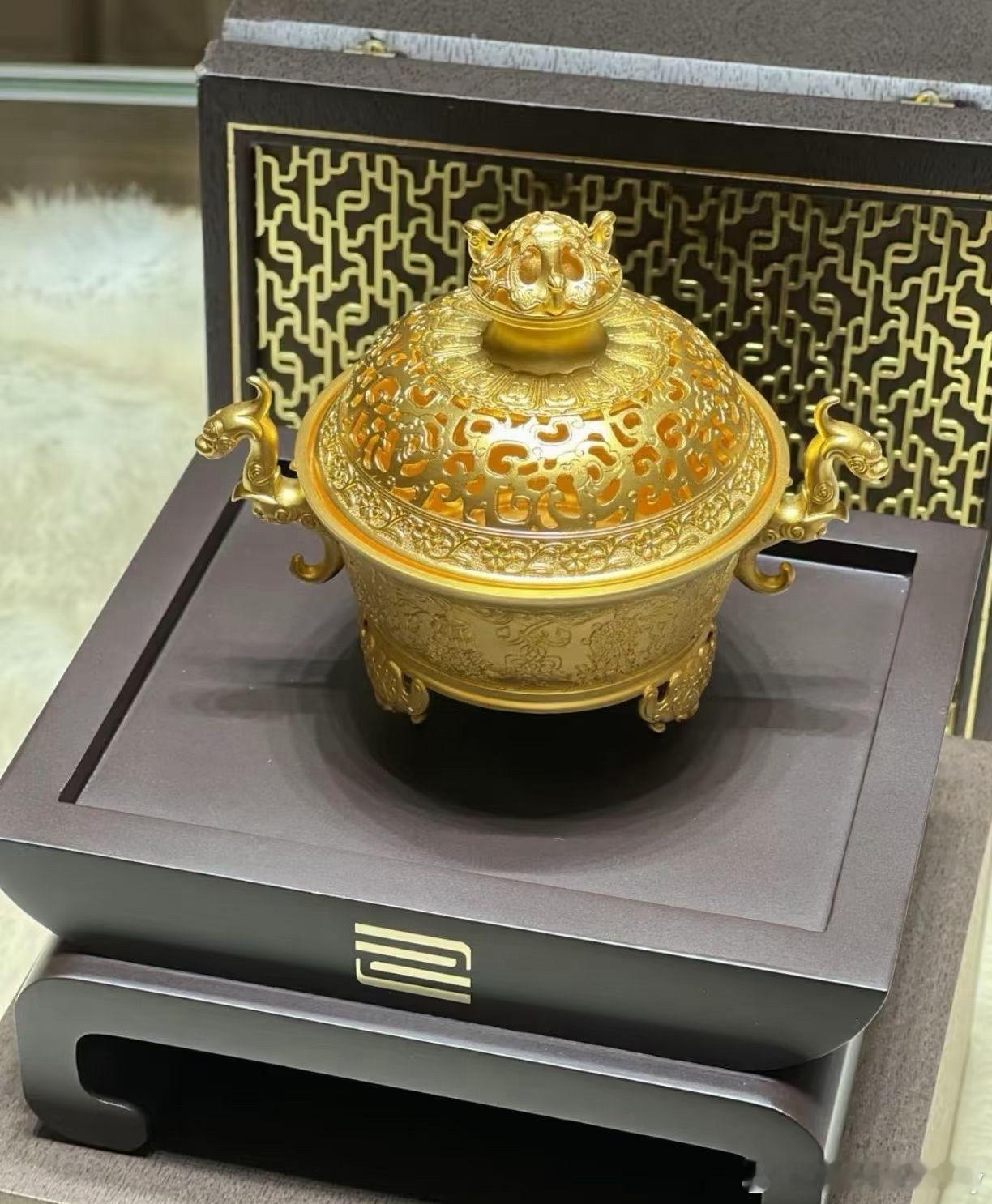 寒假作业没写的，可以假装和老师说去打工了，不去读书了。然后老师就会劝你到时候再去