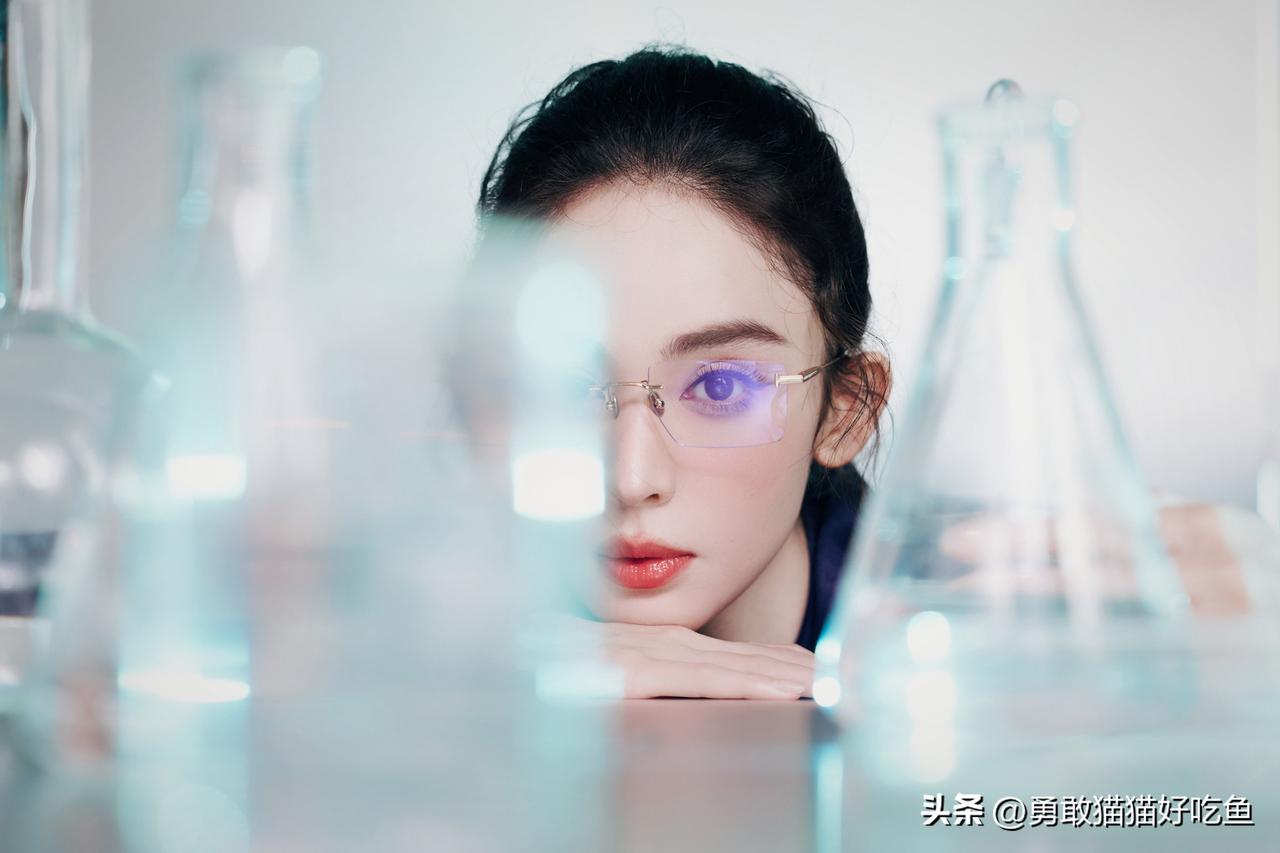 娜扎分享图片
