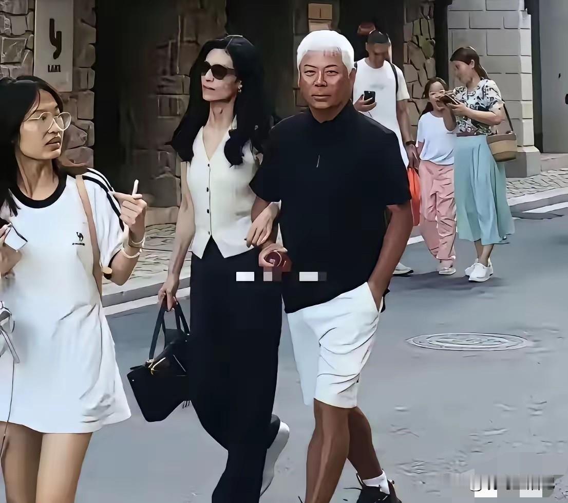 巫启贤是中国人吗