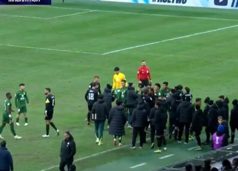 北京国安大抵真的是变成了拳击队。
在亚冠二级联赛除了场场输球外，便是场场打架了！