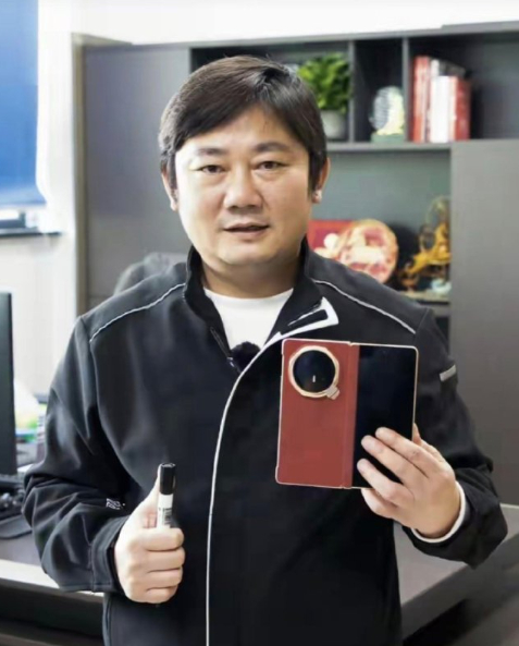 数码闲聊站张雪曾拒绝跟华为合作有点东西 张雪现在的热度也不愁没有品牌合作吧？！ 