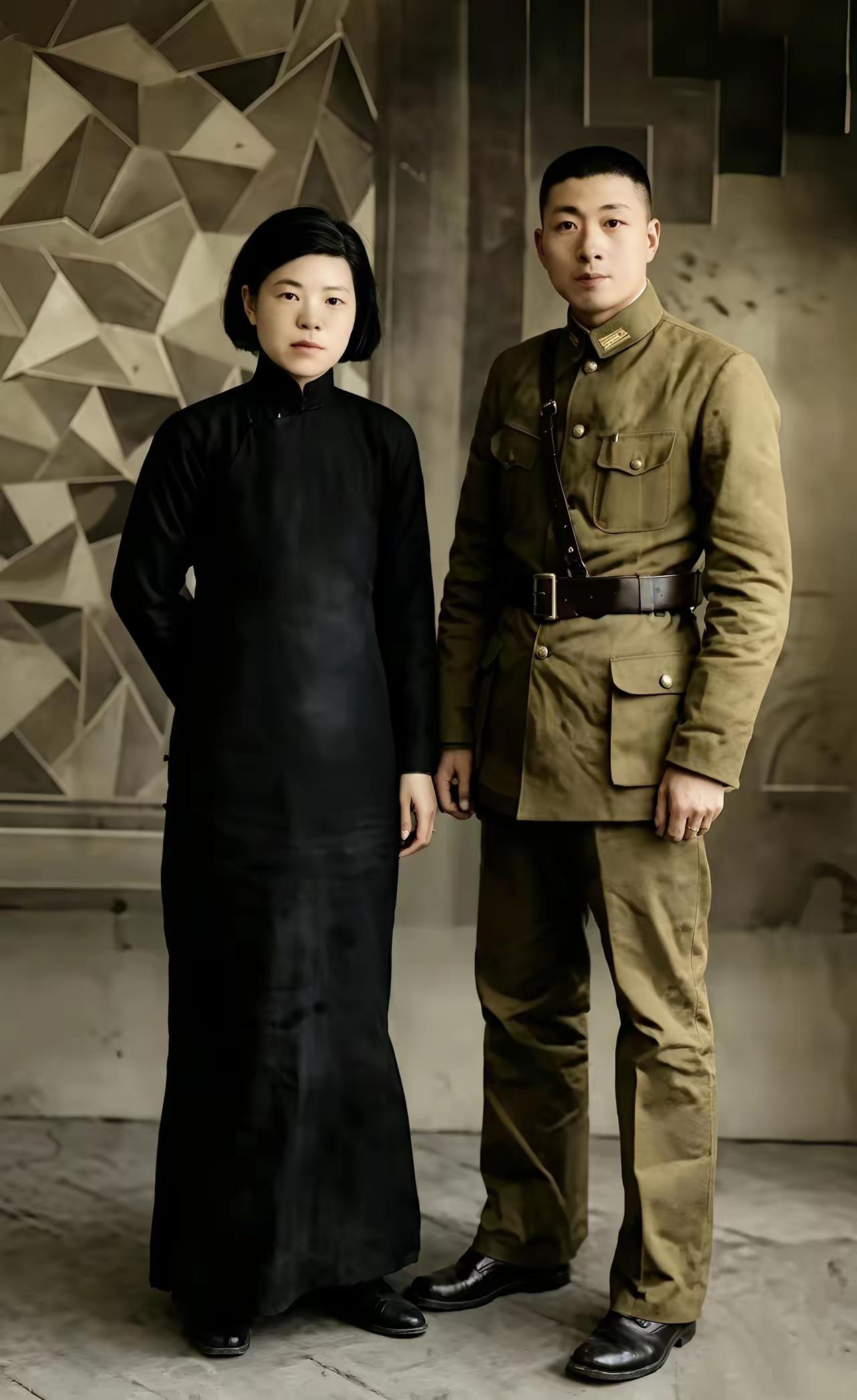 1941年5月9日，日军审讯室，一个被五花大绑的中国军官突然挣脱看守冲向墙角捡起