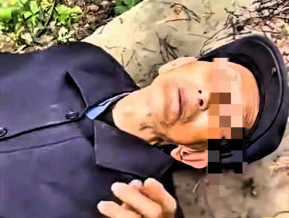 看完泪目了，安徽合肥一位66岁的老人，儿子走了很多年，儿媳也改嫁了，可他还是省吃