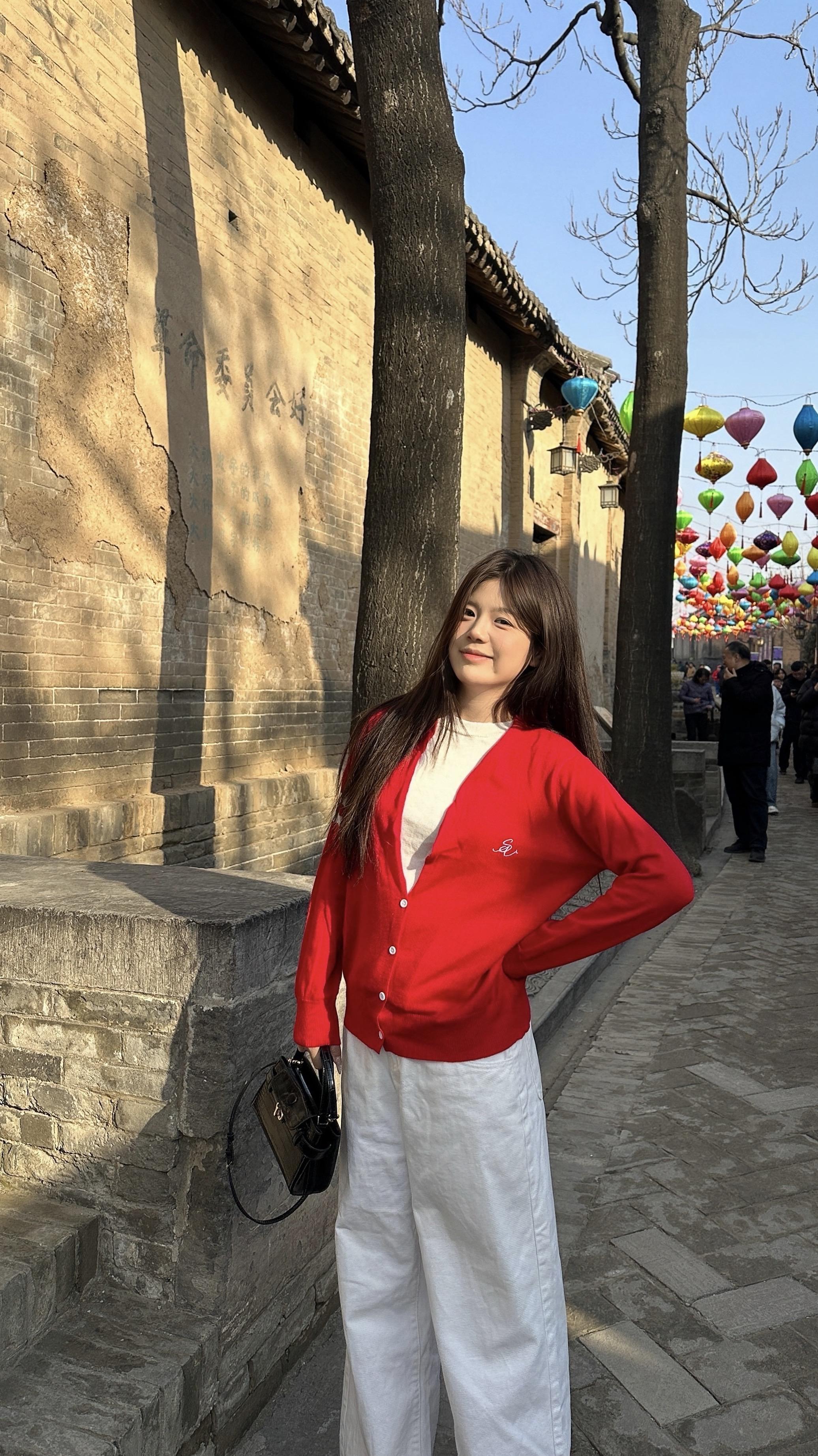 如果你第一万次否定自己 那我希望我可以一万零一次大声称赞你