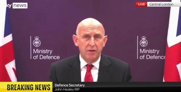 英国国防大臣约翰・希利说如果台湾问题升级可能对中国动武，但又说更想用外交解决，这