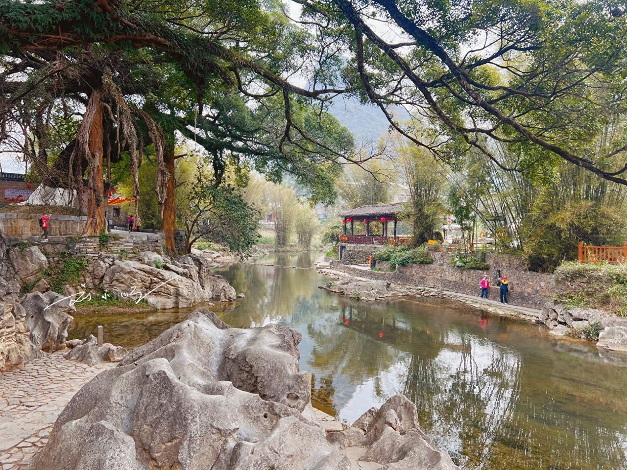 广西贺州昭平县的黄姚古镇，发祥于宋朝、兴盛于明清，如今已是国家5A级旅游景区，却