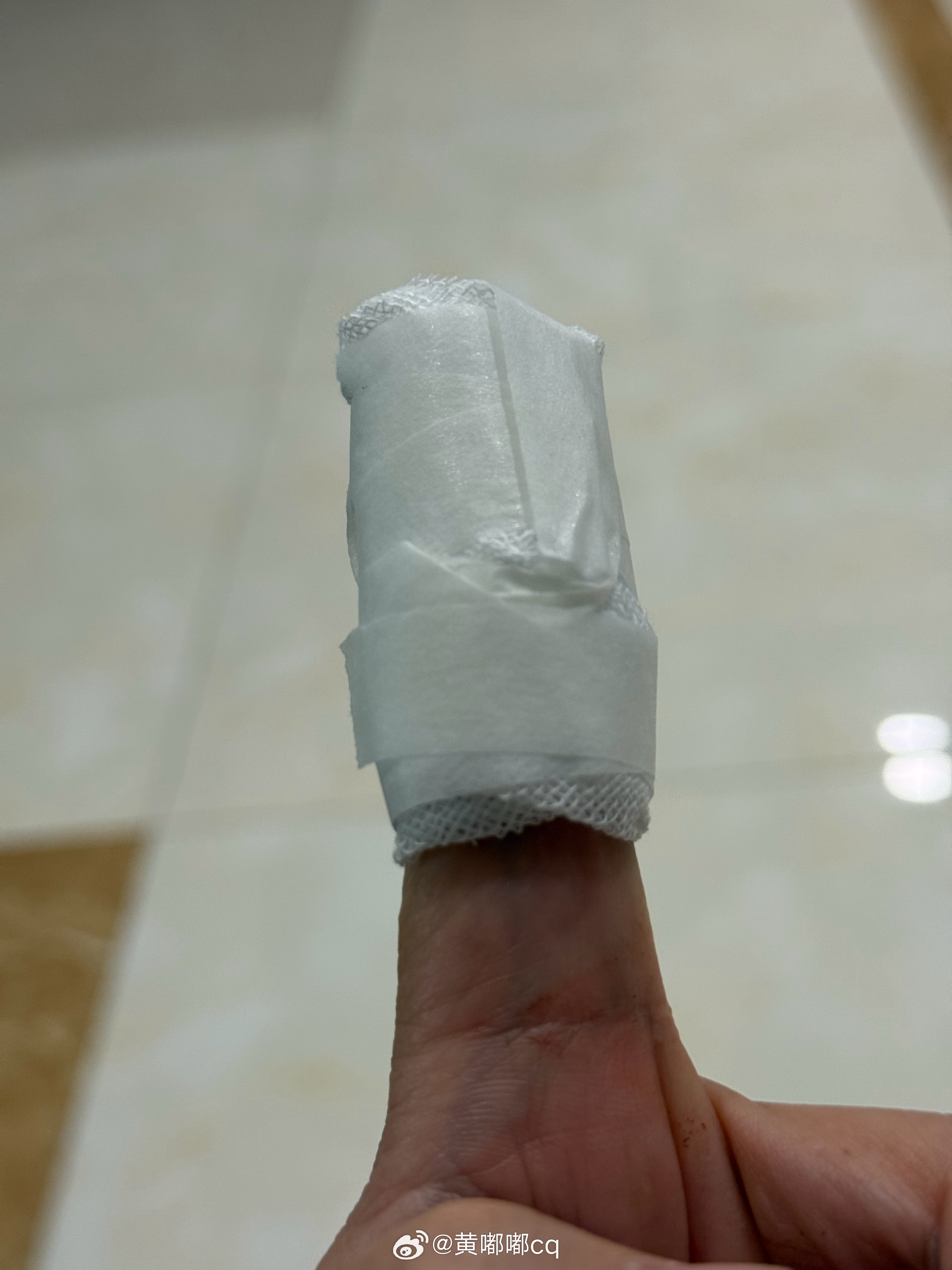 好想画眼睛上去以及我都好多年没打过屁股针了