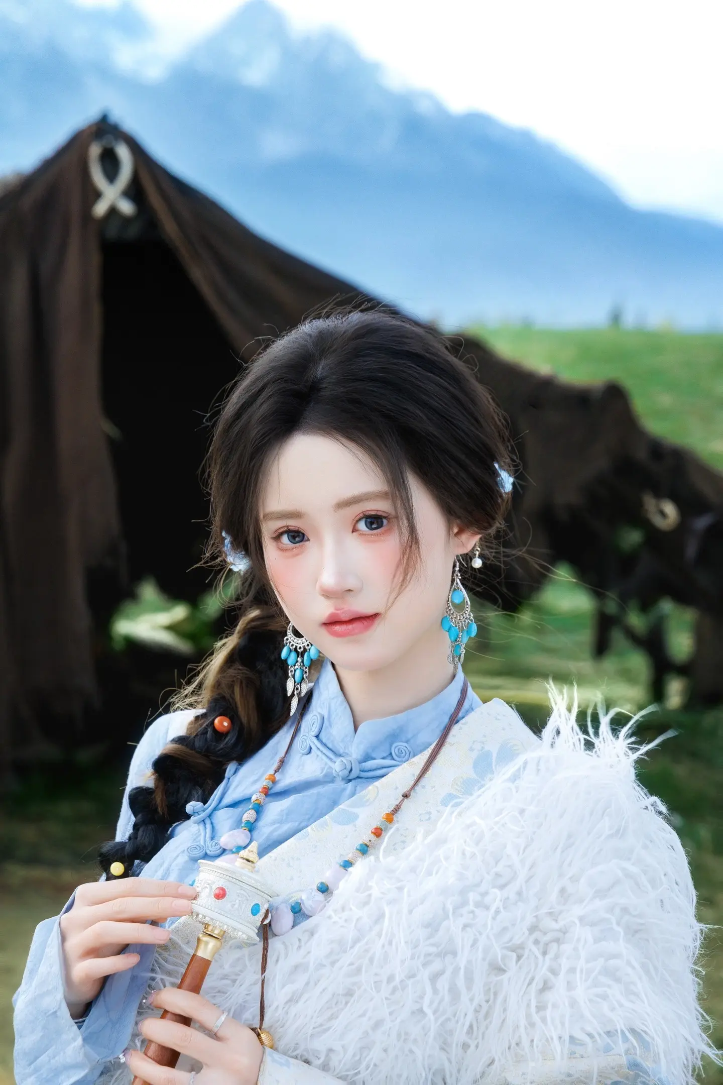 意气风发的藏族公主，要像风一样自由丨丽江写真