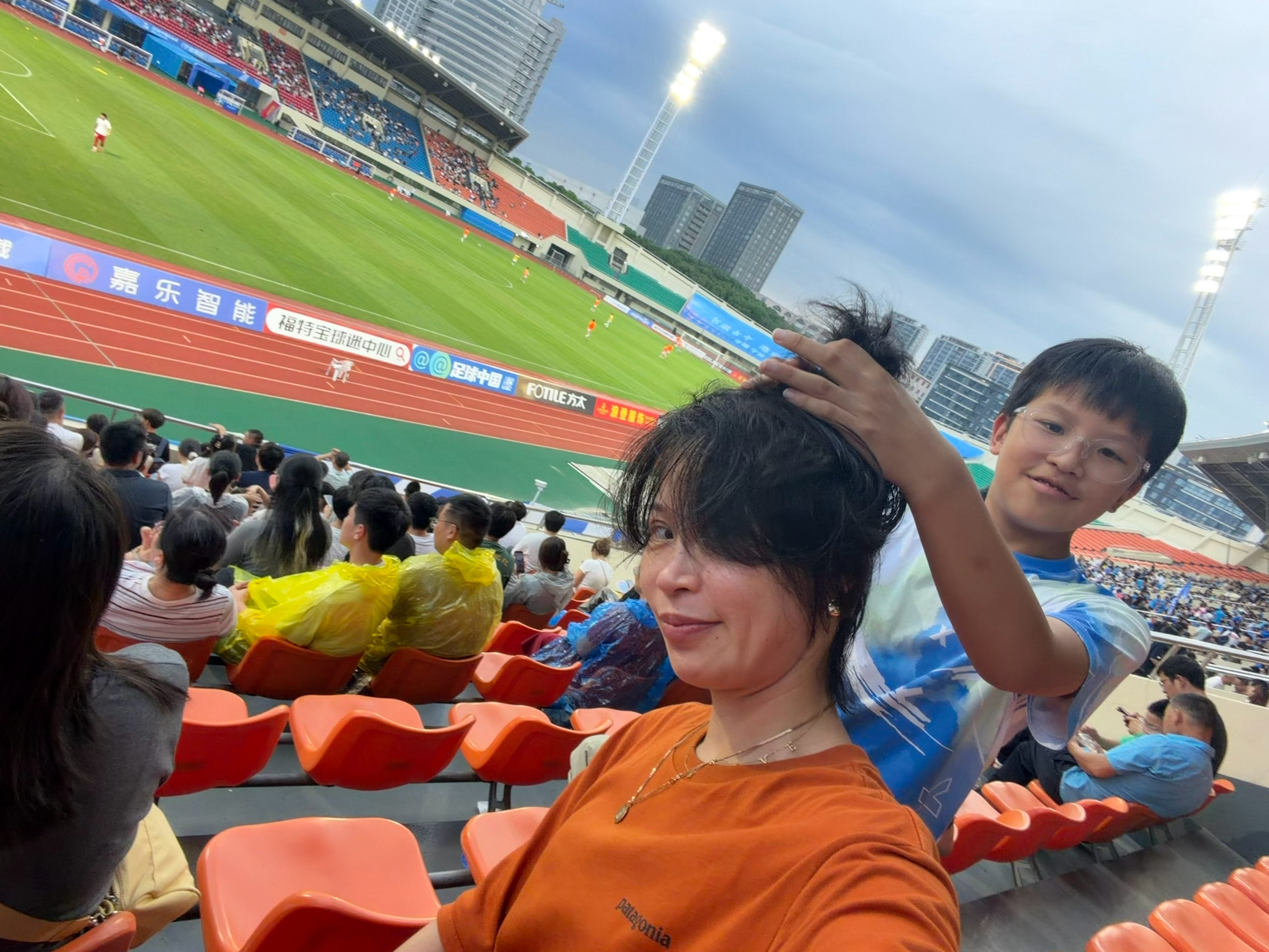 宁波fc VS 重庆铜梁龙陪宽哥继续家门口看个球⚽️明天将是中国球迷的主场
