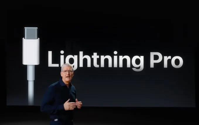 很好奇今天iPhone 15发布会上，果子和库克会怎么吹极为先进的C口苹果，虽然