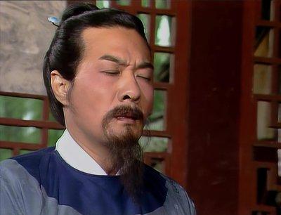 《红楼梦》第一回，贾雨村高吟一联：
玉在匣中求善价，钗于奁内待时飞。
这幅对联的