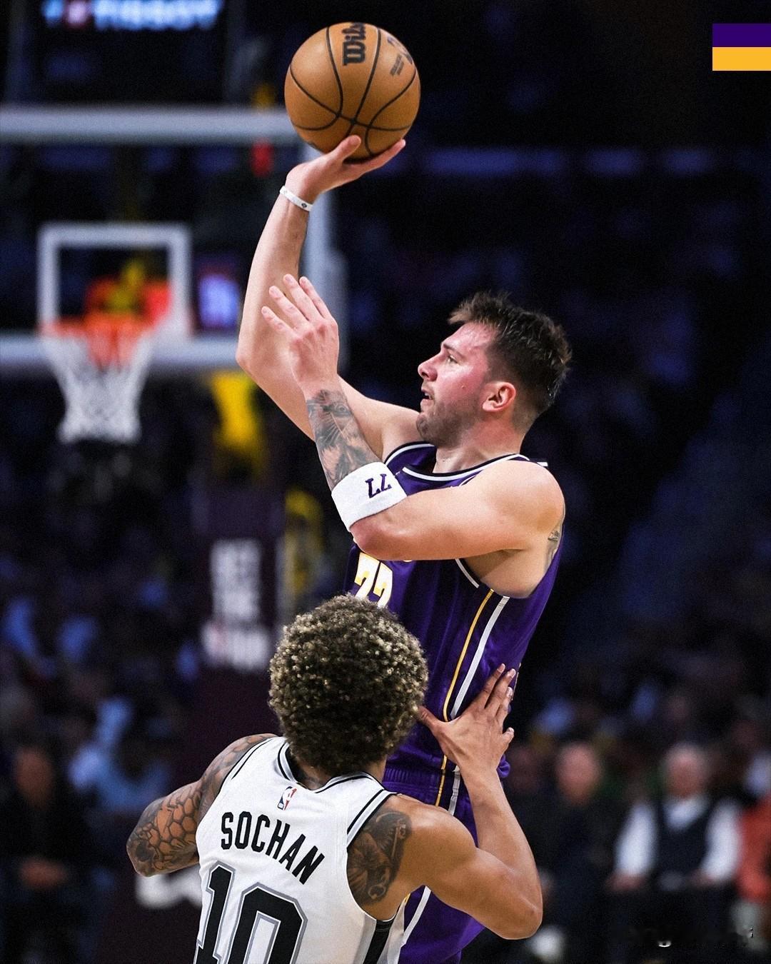 湖人差点翻车，东契奇爆砍35分9篮板13助攻湖人险胜马刺!

在今天湖人与马刺的