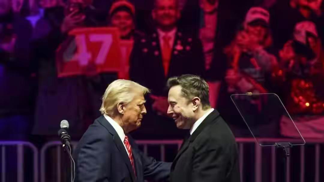 乱了，乱了，乱套了！美国亿万富豪马斯克因为强烈抵制特朗普的“大而美法案”，引来大