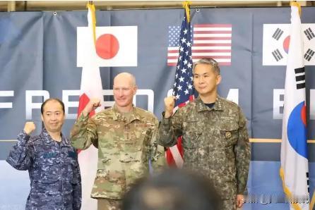 奉劝所有中国人，一定要记住这次围堵我们的九个国家！美国、日本、澳大利亚、加拿大、