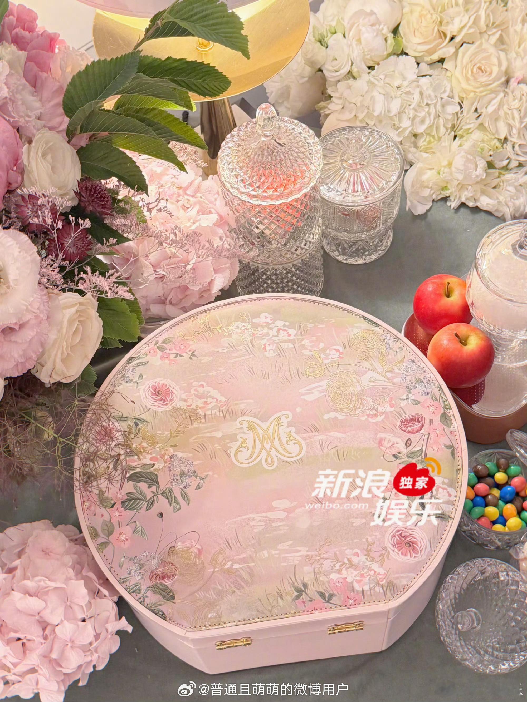 奚梦瑶何猷君婚礼伴手礼 看着就好用心好漂亮呀 