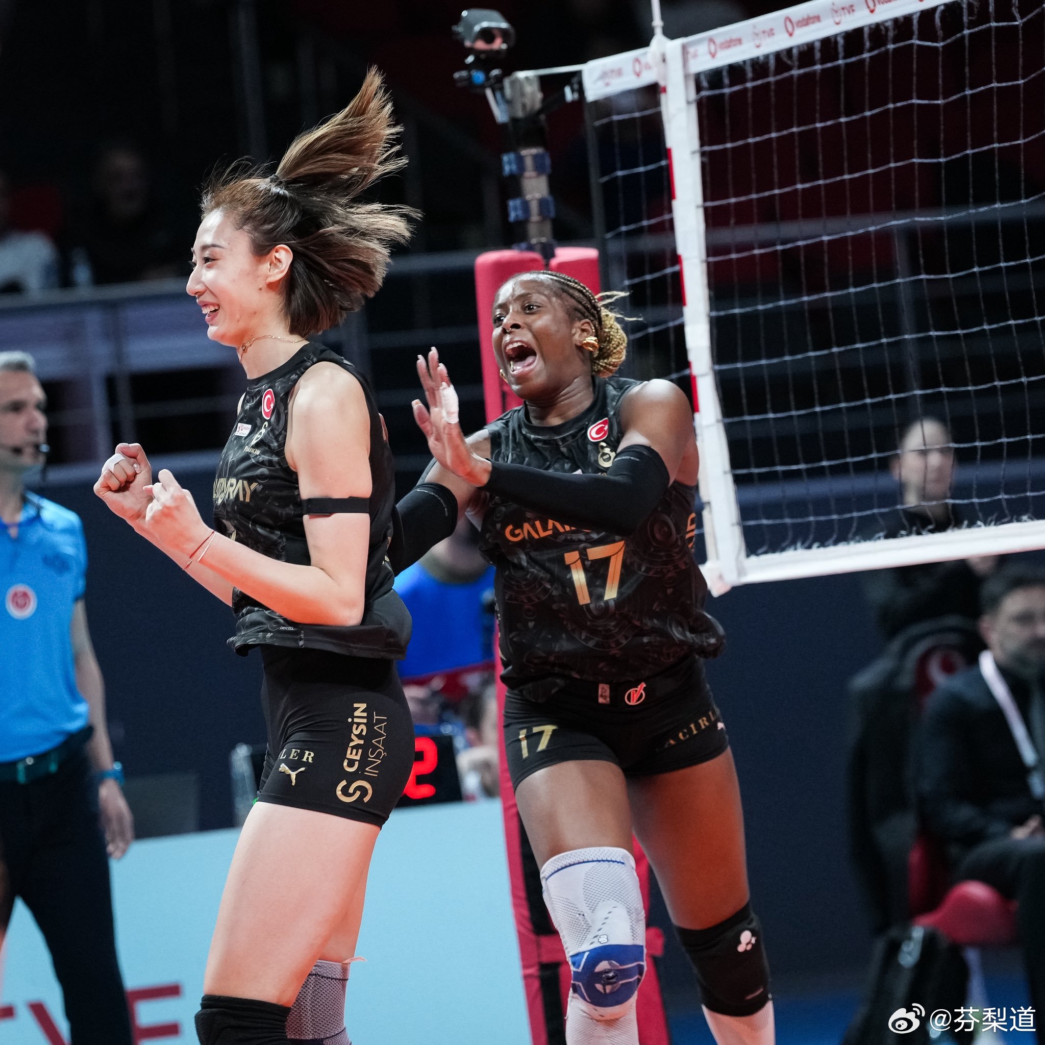 国际排坛动态王媛媛土超5-8半决赛第一场   土耳其航空 0-3 （21-25/