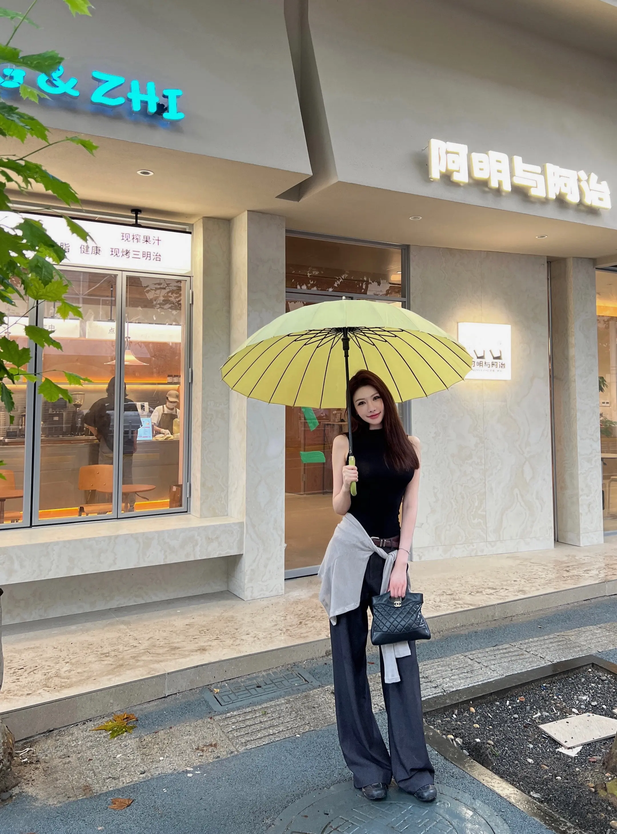 全世界的水都会重逢 是不是我少流一点泪你就可以少淋一点雨