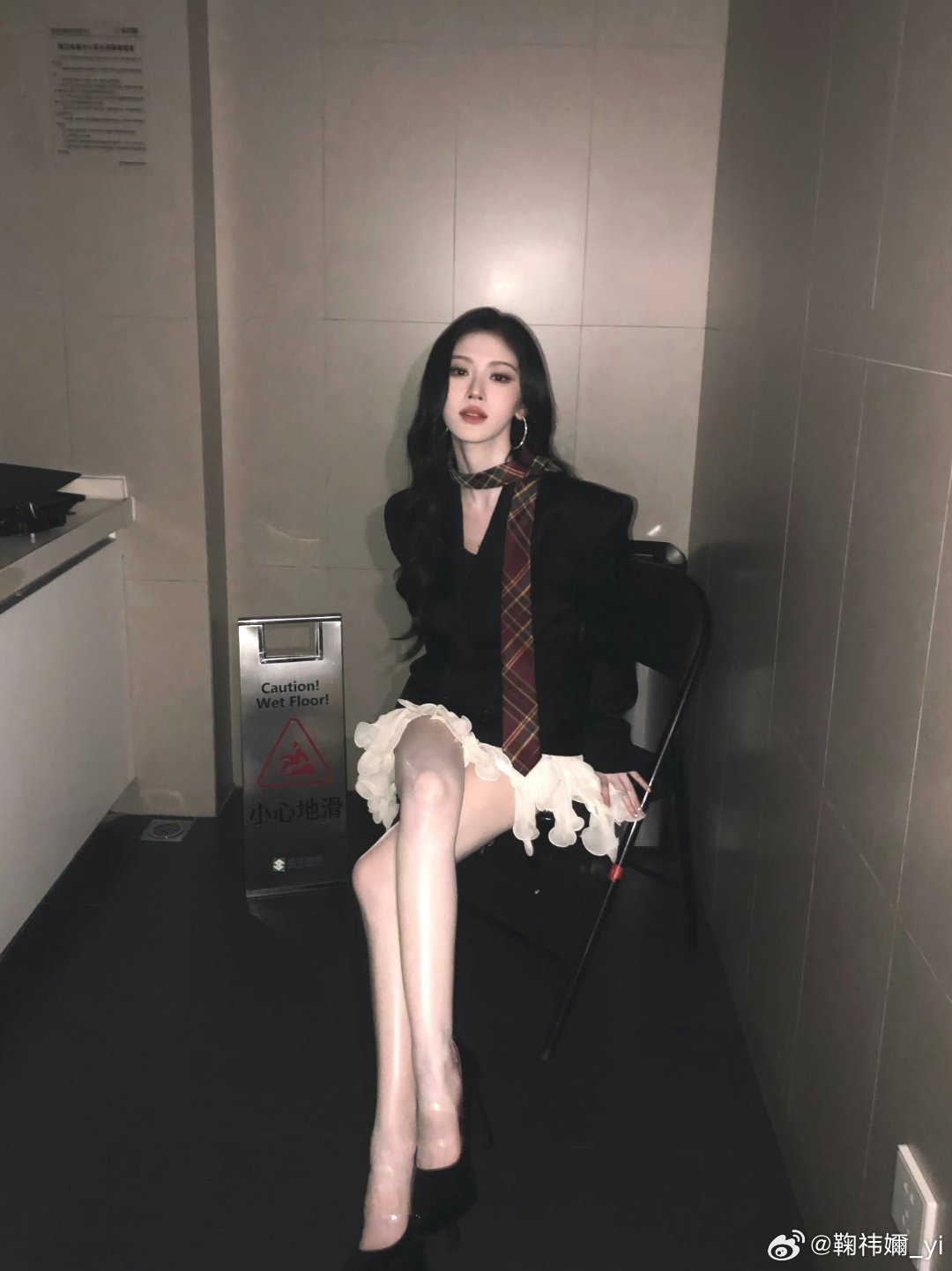 鞠婧祎万花世界 jjy鞠婧祎苏绿夏“要是有任意门就好了那我就能在每个想念你到要掉