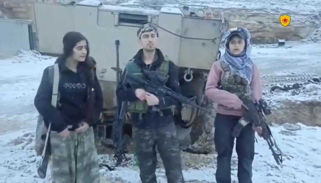 截止当地时间2026年1月23日，驻叙利亚的美军开始从叙利亚东部全面撤离，美军不