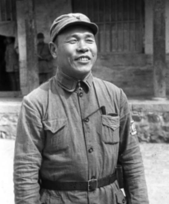 1951年，特务张树桥落网，面对审讯，张树桥语出惊人："不怕告诉你们，我的同伙是