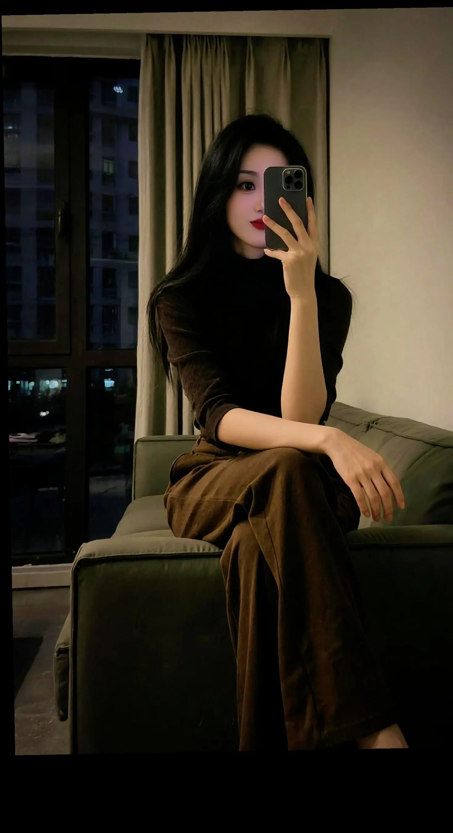 “好事莫嫌晚 后登船者先上岸               是缘 总会圆  ”