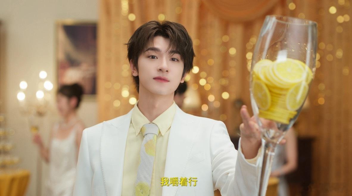 一直感觉林一身上有独一份的好笑，每次在综艺里的出场都是有效出场，只要来就能留下名