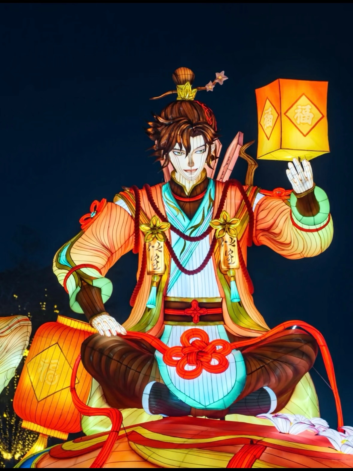 自贡灯会 天呐，自贡灯会已经到这个程度了吗，这个花木兰这个广陵王真的是巧夺天工啊