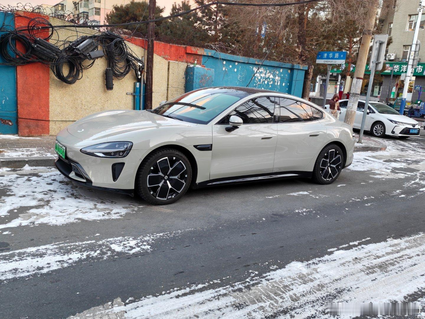 小米su7 这颜值没的说保时米不是盖的 