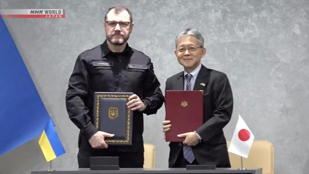 日本对俄罗斯出手了！12月3日，根据NHK的报道，日本政府决定向乌克兰提供40亿