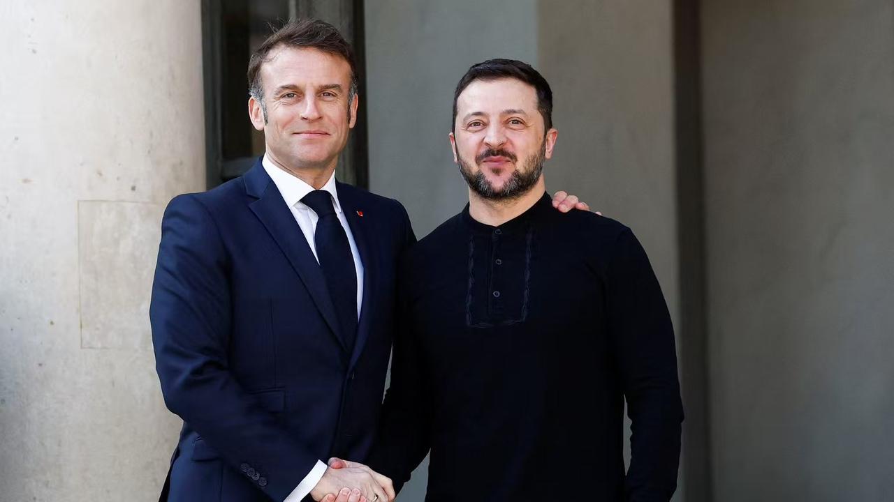 若红军城失守乌克兰该何去何从完蛋一半了，司机在等法国救兵。