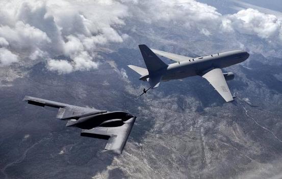 突发，美军加油机在伊拉克出事，一方说击落一方不认，说法完全不一样了。
 
202