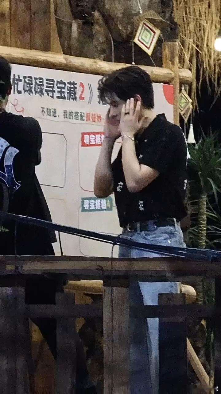 忙忙碌碌寻宝藏2阵容官宣忙忙碌碌寻宝藏这季是搭档季阵容官宣就位，双人搭档并肩，开