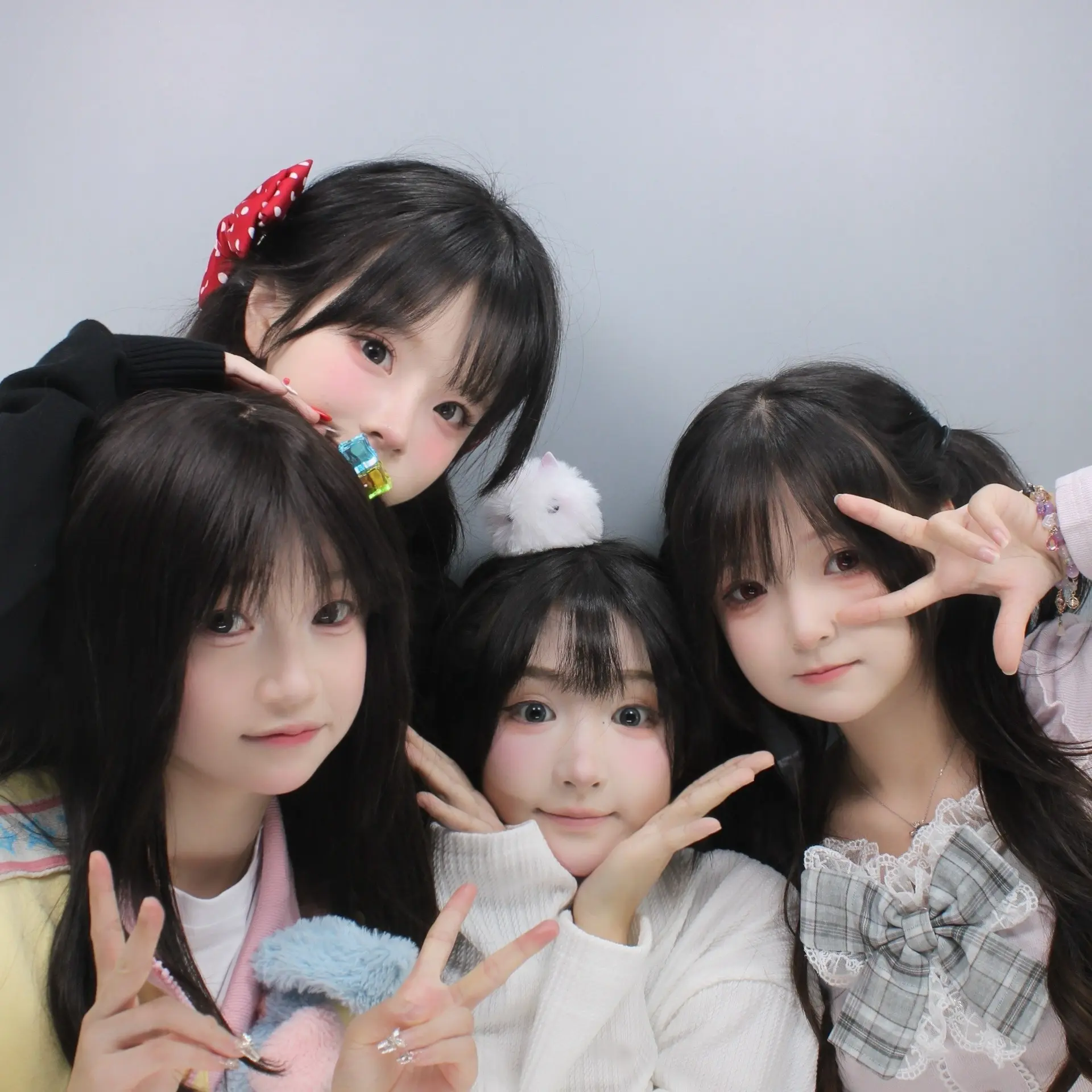 美少女约会真美好呜呜呜